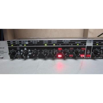 BEHRINGER SUPER-X PRO CX3400 CROSSOVER