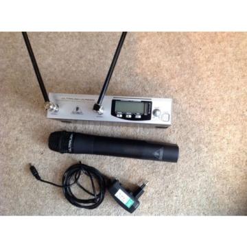 Behringer Ultralink UL2000M Radio Microphone