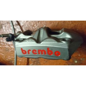 TRIUMPH SPEED TRIPLE 1050 R Brembo radial monobloc front brake calipers 2016