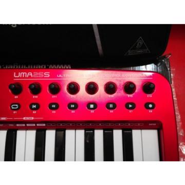 BEHRINGER UMA 25S midi controller