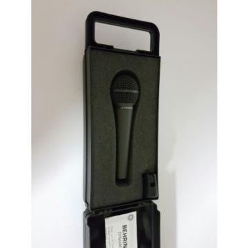 Behringer Ultravoice XM8500 Dynamic Cardioid Vocal Mic w/ Mic Clip + Case