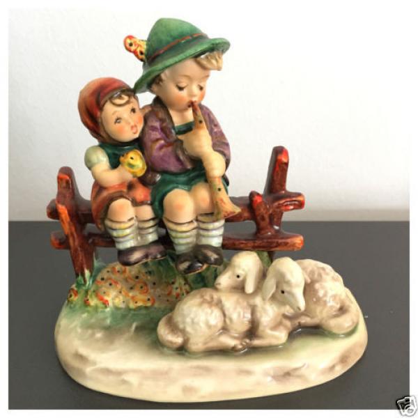 Hummelfigur Hum 99 Abendlied Eventide Junge Schafe Hummel Göbel Porzellan-Figur #2 image