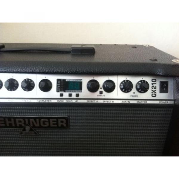 Behringer Ultratwin GX210 Amplifier Guitar with 24-bit Processor Excellent #2 image