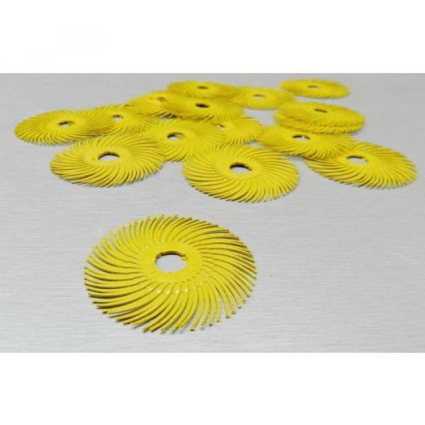 3M RADIAL BRISTLE DISC BRUSHES 2&#034; A PACK OF 6 DISCS 80 GRIT YELLOW SCOTCH-BRITE #7 image