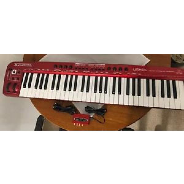 BEHRINGER UMX610 USB/MIDI KEYBOARD #1 image